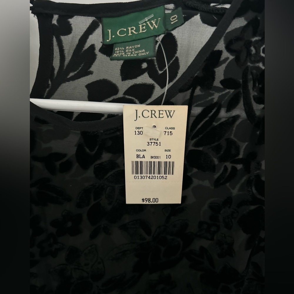 NWT stunning  velvet embossed sheer top. find from Vintage J.Crew look book.